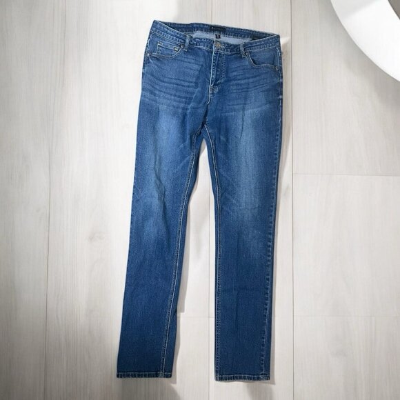 Men's Straight Jeans in Blue - Picture 2 of 6